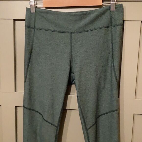 OUTDOOR Voices Warm Up Compression Leggings Hunter Green Size Large - Picture 3 of 5